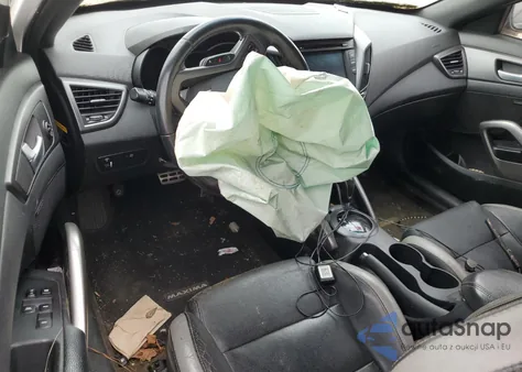 2016 Hyundai Veloster Turbo z USA, uszkodzony, nr VIN KMHTC6AE9GU282493